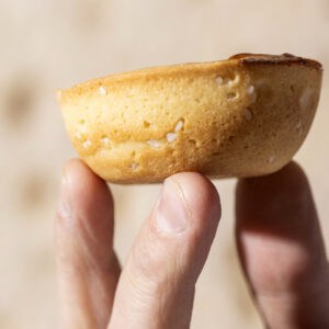 6PC Pretzel Salt Egg Tart Box - Image 5